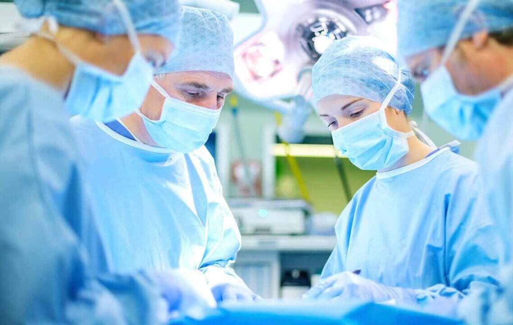 جراح عمومی چه عمل هایی انجام می دهد